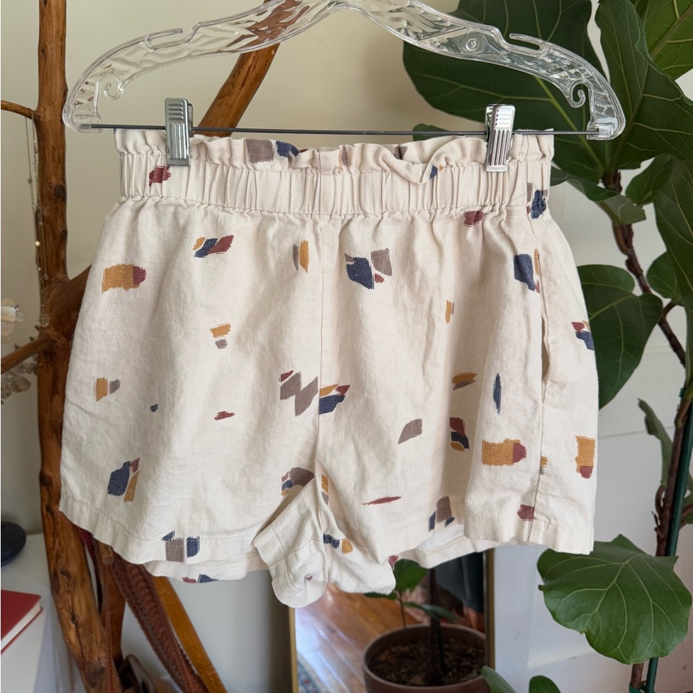 Linen Shorts with Abstract Pattern - Picture 2 of 5